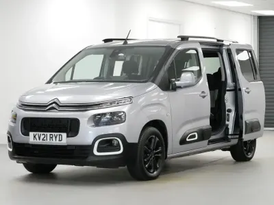 Used Citroën Berlingo Flair 100 HP (73 kW) 2021 Grey MPV