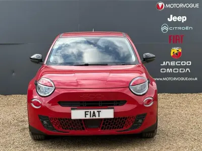Used Fiat 600E Red 113 kW (154 HP) 2024 Red SUV
