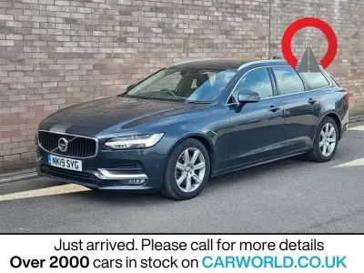 Usado Volvo V90 Momentum 190 HP (139 kW) 2019 Cinzento Carrinha
