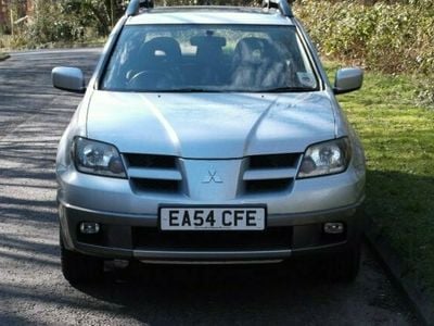 Used Mitsubishi Outlander 158 HP (116 kW) 2004 SUV