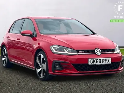 Używany VW Golf VII GTI 245 KM (180 kW) 2018 Czerwony Hatchback