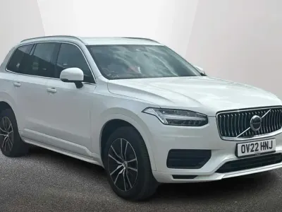 Used Volvo XC90 Momentum 235 HP (172 kW) 2022 White SUV