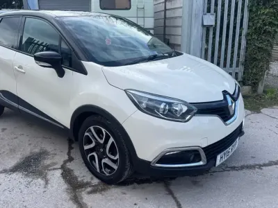 Second-hand Renault Captur Dynamique 90 CP (66 kW) 2015 Bej SUV