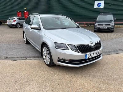 Used Skoda Octavia LAURIN & KLEMENT 150 HP (110 kW) 2017 Silver Estate