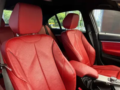 Usado BMW 320 M Sport 2018 Blanco Berlina