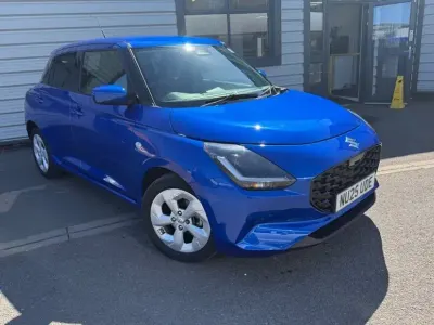 Usado Suzuki Swift 82 HP (60 kW) 2025 Azul Citadino