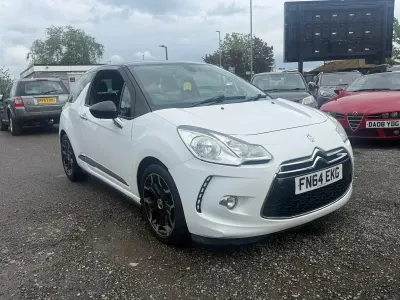 Usado Citroën DS3 110 CV (80 kW) 2014 Blanco Utilitario