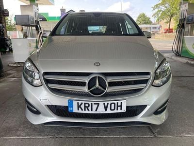 Mercedes B200