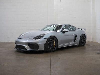 Porsche 718 Cayman GT4