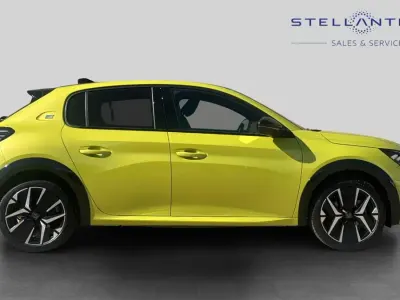 Nouă Peugeot e-208 GT 113 kW (154 CP) 2026 Galben Hatchback