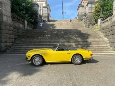 Used Triumph TR6 150 HP (110 kW) 1975 Yellow Cabriolet