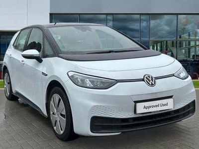 Used VW ID.3 Pro Performance 150 kW (204 HP) 2022 Glacier white metallic black Hatchback