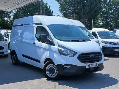 Used Ford Transit Custom 130 HP (95 kW) 2019 White Van