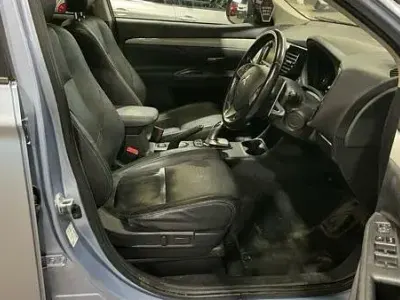 Used Mitsubishi Outlander P-HEV