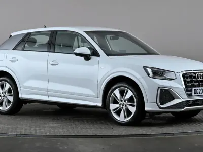 Used Audi Q2 S-Line 110 HP (80 kW) 2023 White SUV