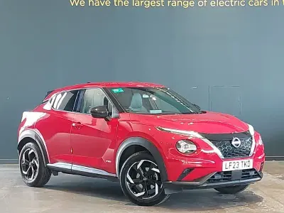 Used Nissan Juke N-Connecta 143 HP (105 kW) 2023 Red SUV