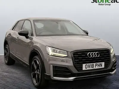 Used Audi Q2 Advanced Plus 150 HP (110 kW) 2018 Grey SUV