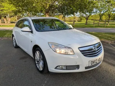 Second-hand Vauxhall Insignia SRi 160 CP (117 kW) 2012 Break