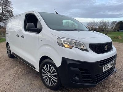 White Used 2022 Peugeot Expert Premium Van | £10,395 (Good price)