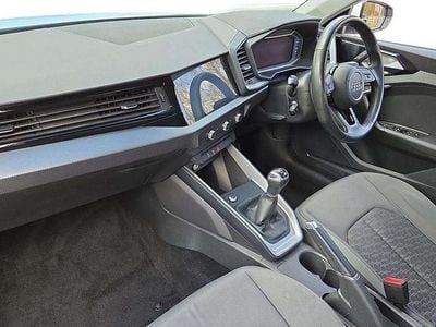 Usado Audi A1 Sport 94 HP (69 kW) 2021 Branco SUV