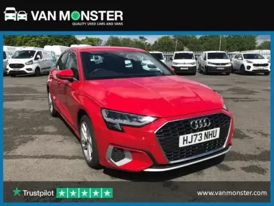 Używany Audi A3 Sport 150 KM (110 kW) 2023 Czerwony Sedan/Limuzyna