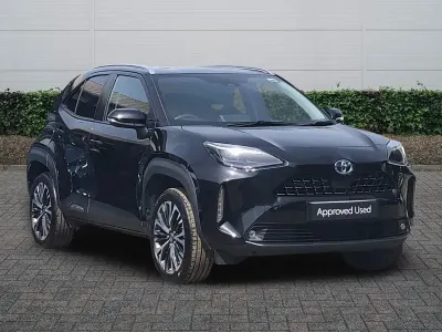 Used Toyota Yaris Hybrid 2021 Eclipse black Estate