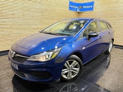 Used Vauxhall Astra Business Edition 122 HP (89 kW) 2021 Blue Estate