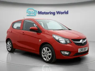 Second-hand Vauxhall Viva 73 CP (53 kW) 2019 Roșu Hatchback