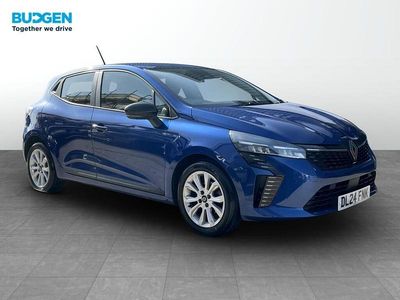 Used Renault Clio V Evolution 90 HP (66 kW) 2024 Blue Hatchback