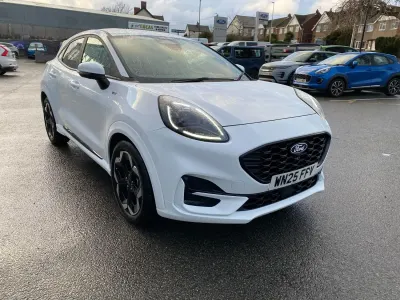 Używany Ford Puma ST-Line X 2025 Biały Hatchback