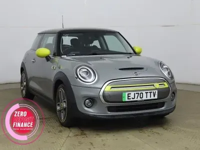 Usado Mini Cooper SE Hatch 135 kW (184 HP) 2020 Cinzento Citadino