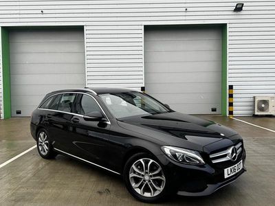 Used Mercedes C220 170 HP (125 kW) 2016 Black Estate