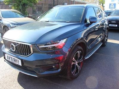 Begagnad Volvo XC40 Inscription 2022 Blå SUV