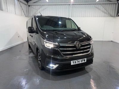 Używany Renault Trafic 150 KM (110 kW) 2024 Czarny Minivan