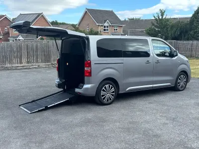Used Citroën Spacetourer Feel 2020 Grey MPV