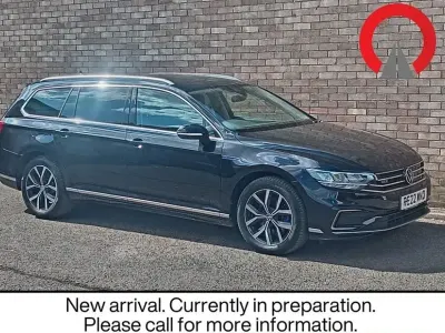 Used VW Passat GTE 218 HP (160 kW) 2022 Black Estate