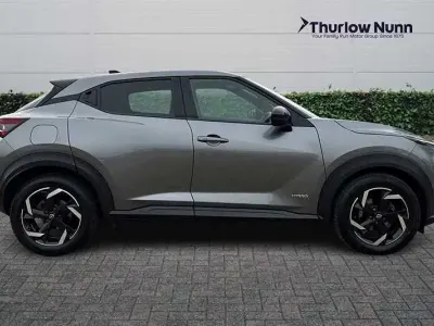 Używany Nissan Juke N-Connecta 143 KM (105 kW) 2023 Szary SUV