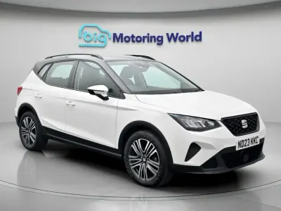 Used Seat Arona SE 95 HP (69 kW) 2023 White SUV