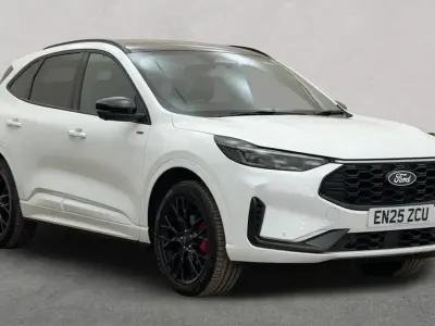 Used Ford Kuga ST-Line X 243 HP (178 kW) 2025 Frozen white SUV