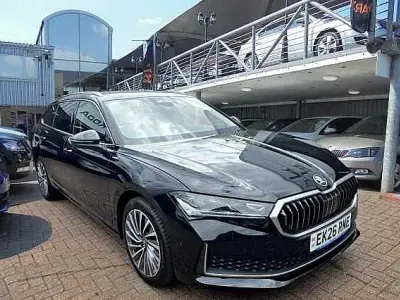 Used Skoda Superb LAURIN & KLEMENT 190 HP (139 kW) 2026 Midnight black metallic Estate
