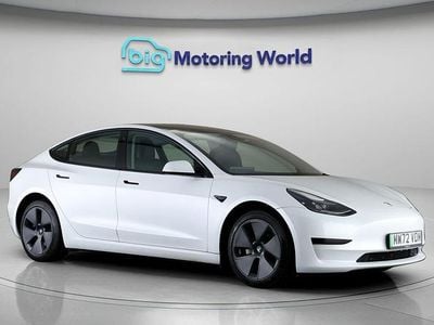 White Used 2022 Tesla Model 3 RWD Sedan | £19,300 (Fair price)