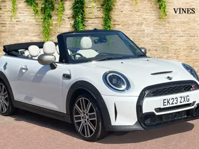 Used Mini Cooper S Cabriolet Exclusive 178 HP (130 kW) 2022 White Cabriolet