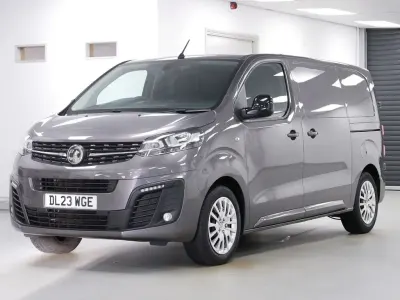 Used Vauxhall Vivaro Edition 120 HP (88 kW) 2023 Grey MPV