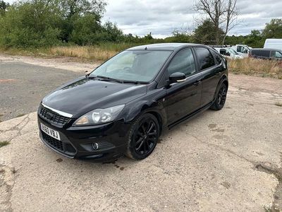 Black Used 2010 Ford Focus Zetec Hatchback | £1,790 (Fair price)