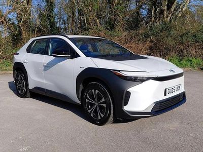 Used Toyota bZ4X PURE 150 kW (204 HP) 2025 White SUV
