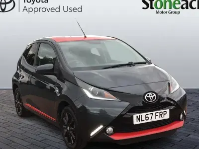 Used Toyota Aygo x-press 69 HP (50 kW) 2017 Grey Hatchback