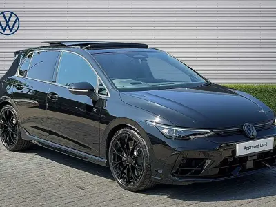Used VW Golf VIII 333 HP (244 kW) 2025
