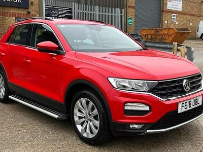 Used VW T-Roc SE 115 HP (84 kW) 2018 Red SUV