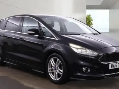 Used Ford S-MAX Sport 180 HP (132 kW) 2016 Black MPV