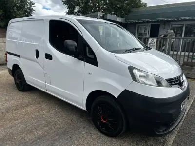 Used Nissan NV200 SE 2013 White MPV